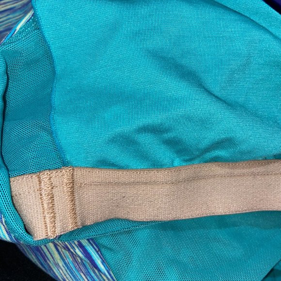 Lululemon Scoop Neck Tank - Size 8 - Picture 12 of 13